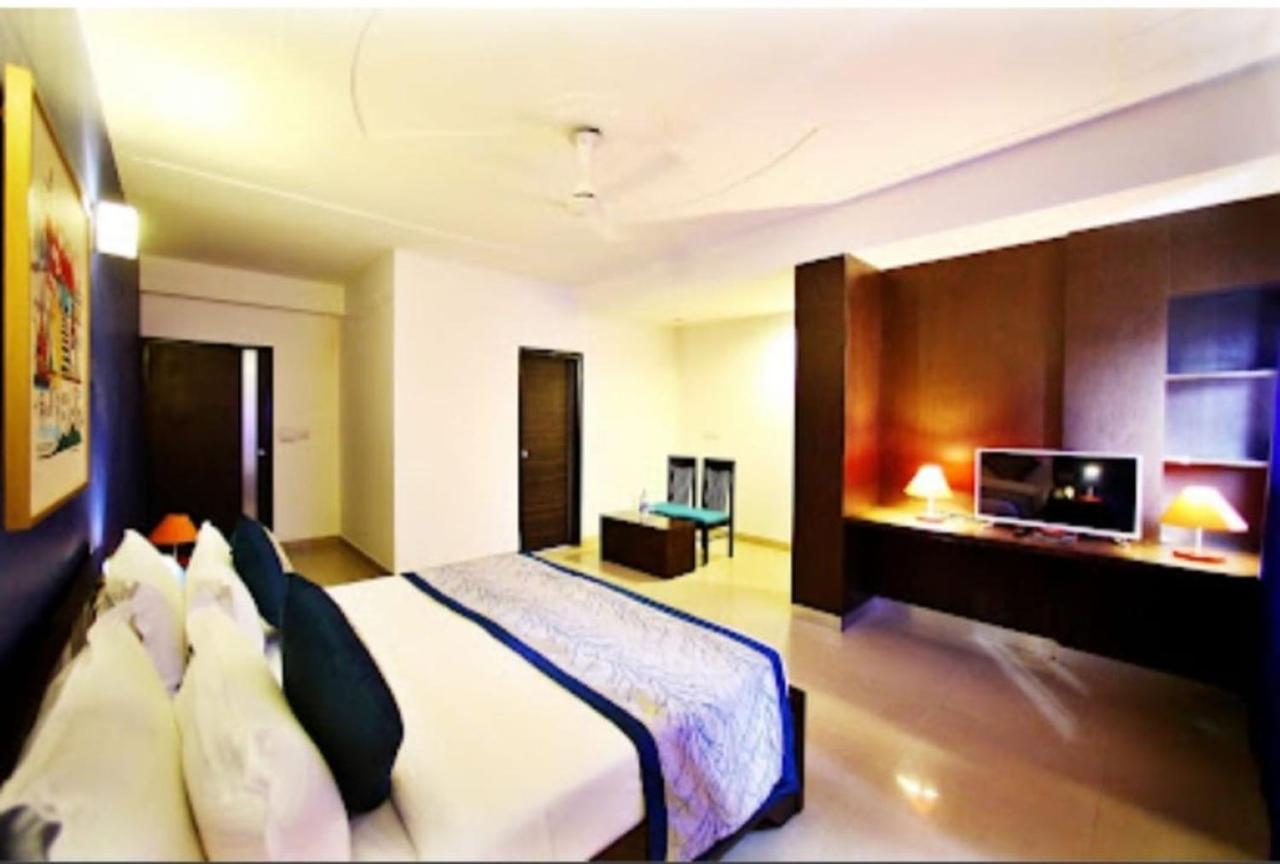 Hotel Era Mahipalpur @ Delhi Airport