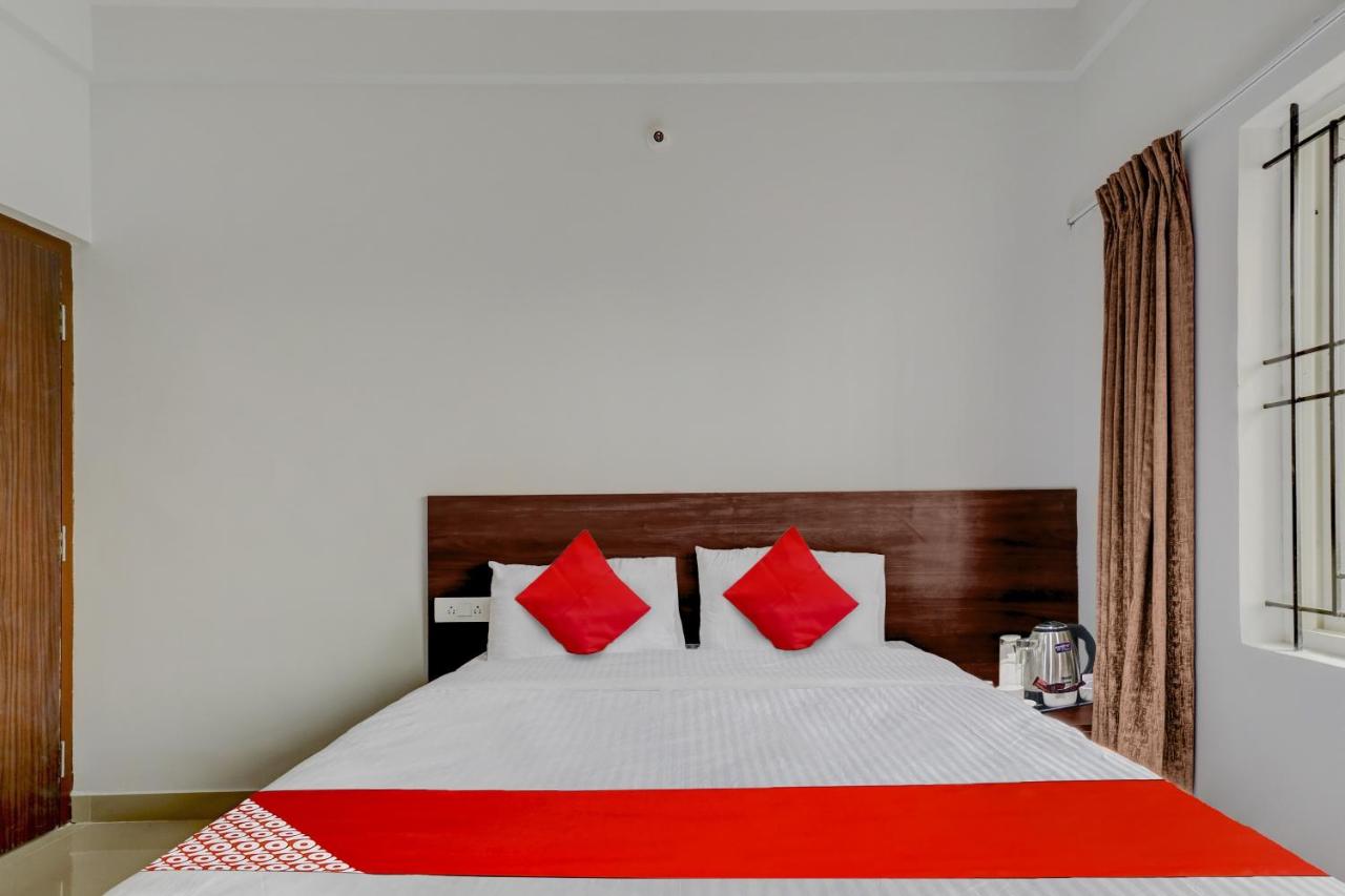 OYO Flagship 805935 Whitefield Suites