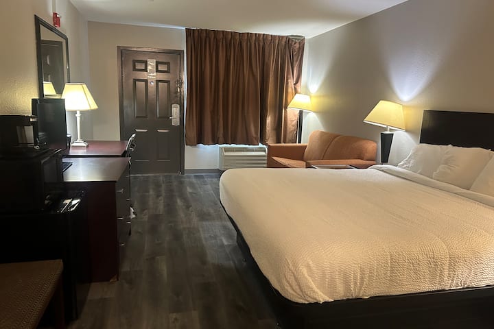 Travelodge by Wyndham Natchitoches