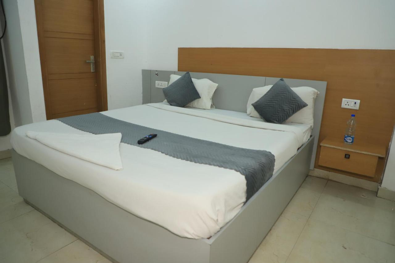 Hotel Trendy residency