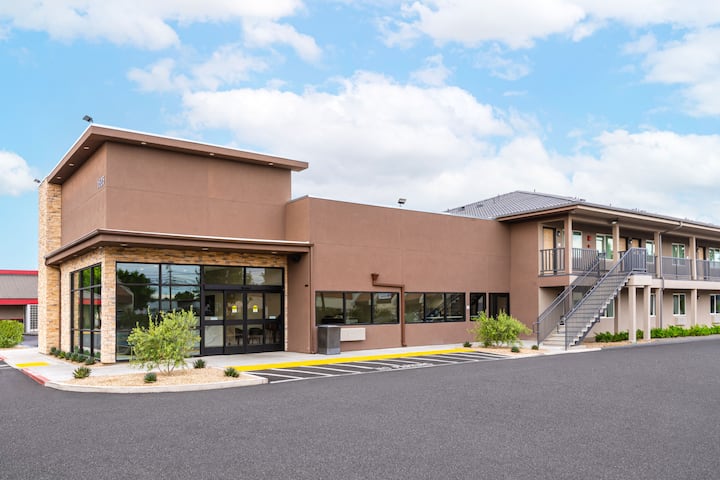 Ramada by Wyndham Modesto Yosemite Area