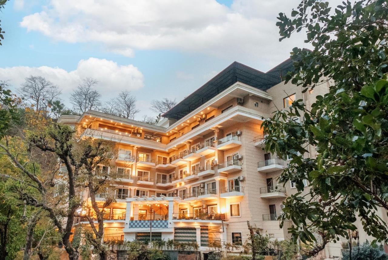 Stone Wood Hotel Rishikesh