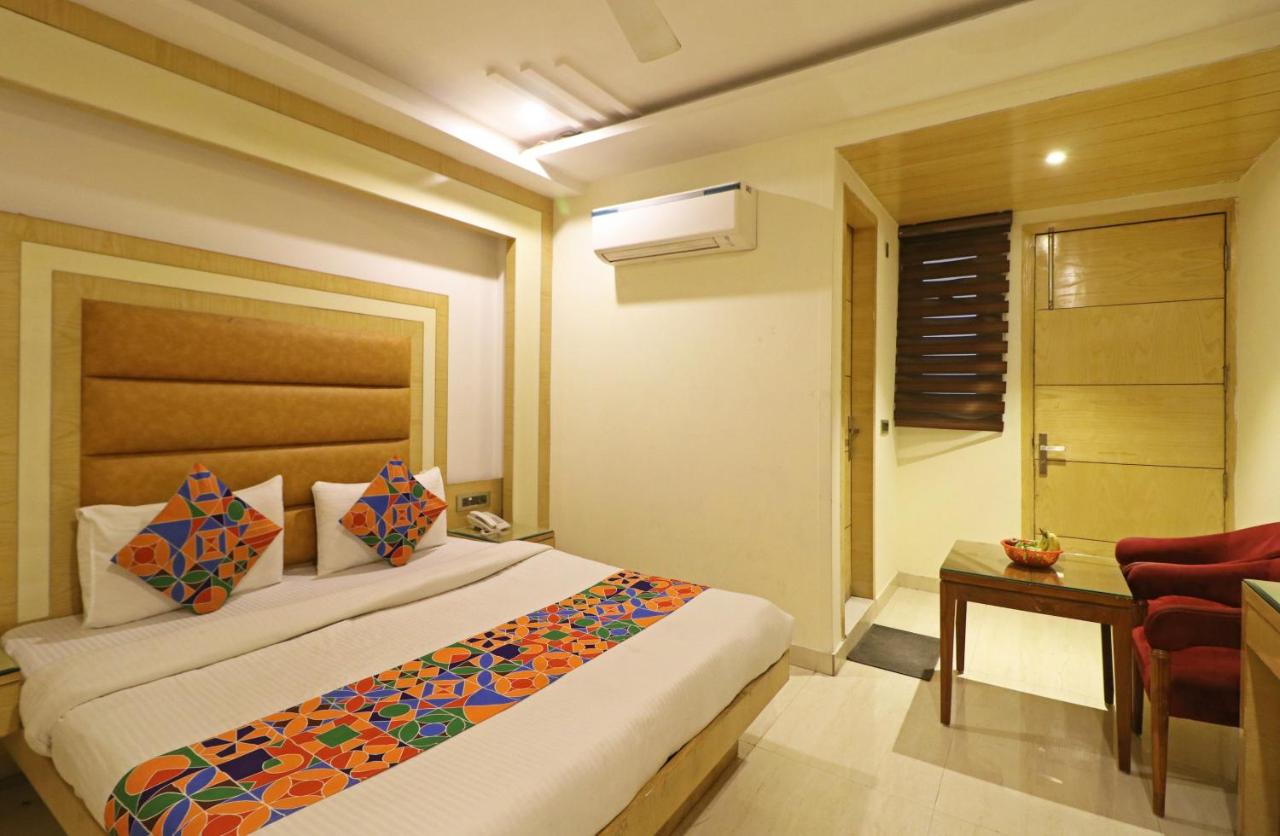 The Mohit Guest House - New Delhi Railway Station - Paharganj