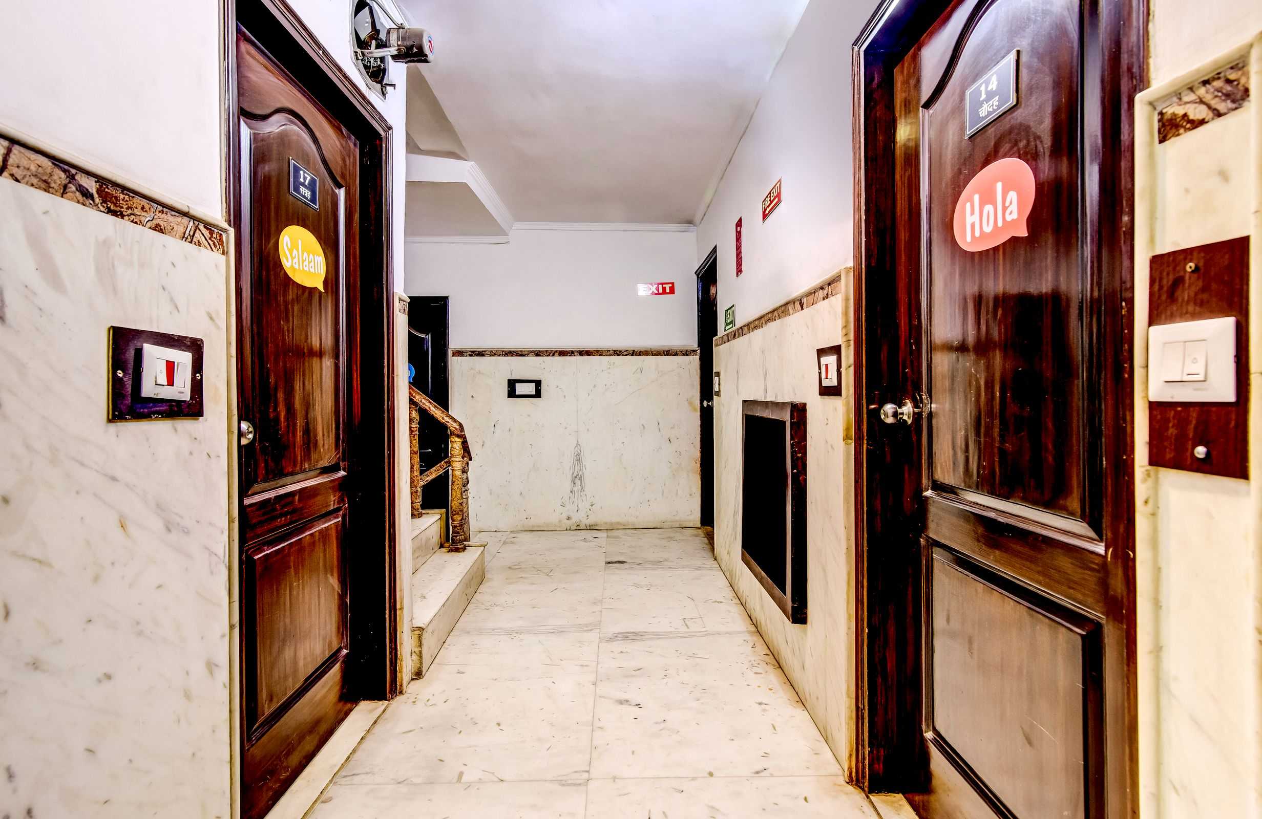 OYO 2064 Hotel The Spot