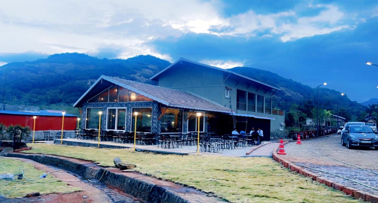 Mastiff Grand La Villae Lonavala By OTHPL