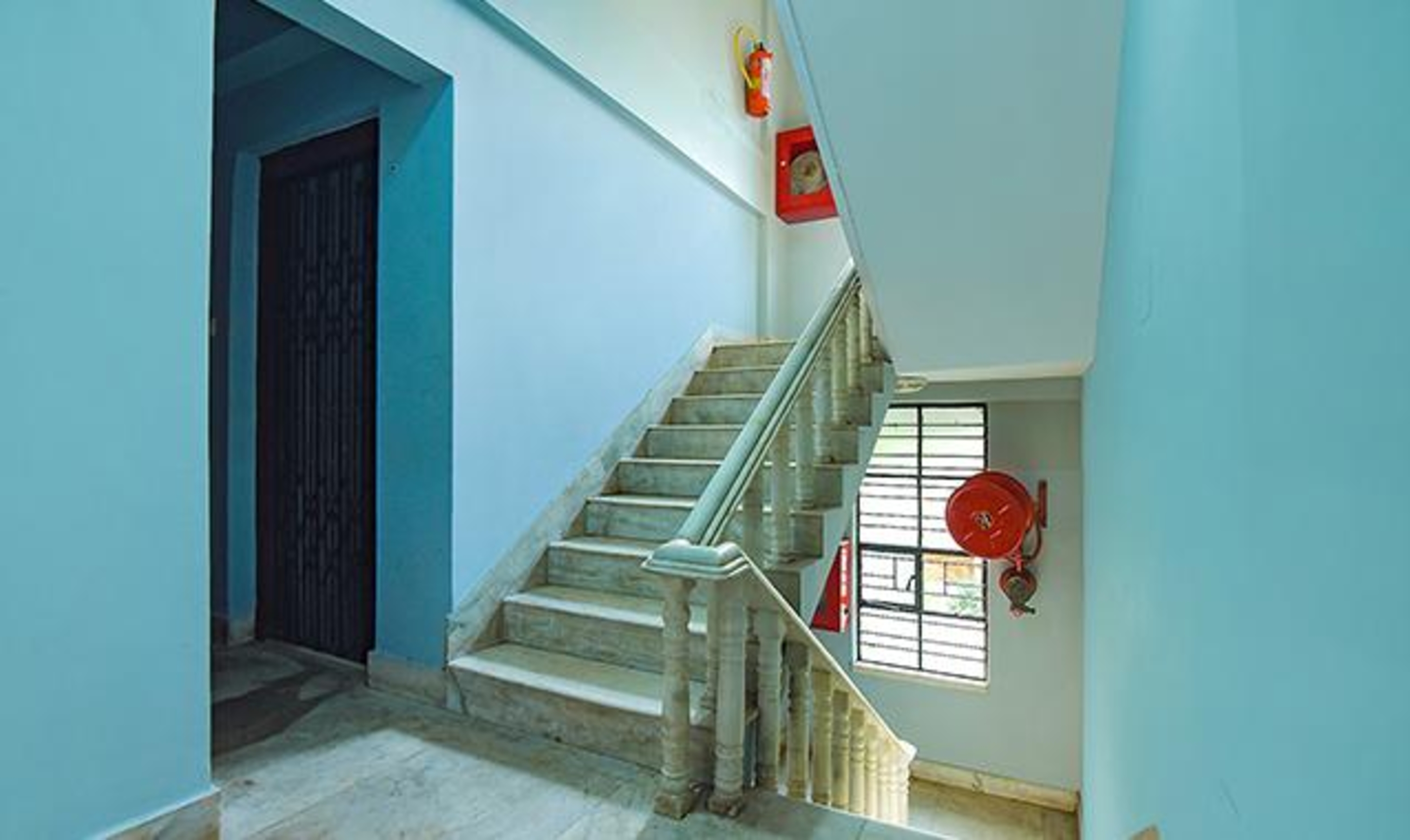 FabExpress Sai City Inn