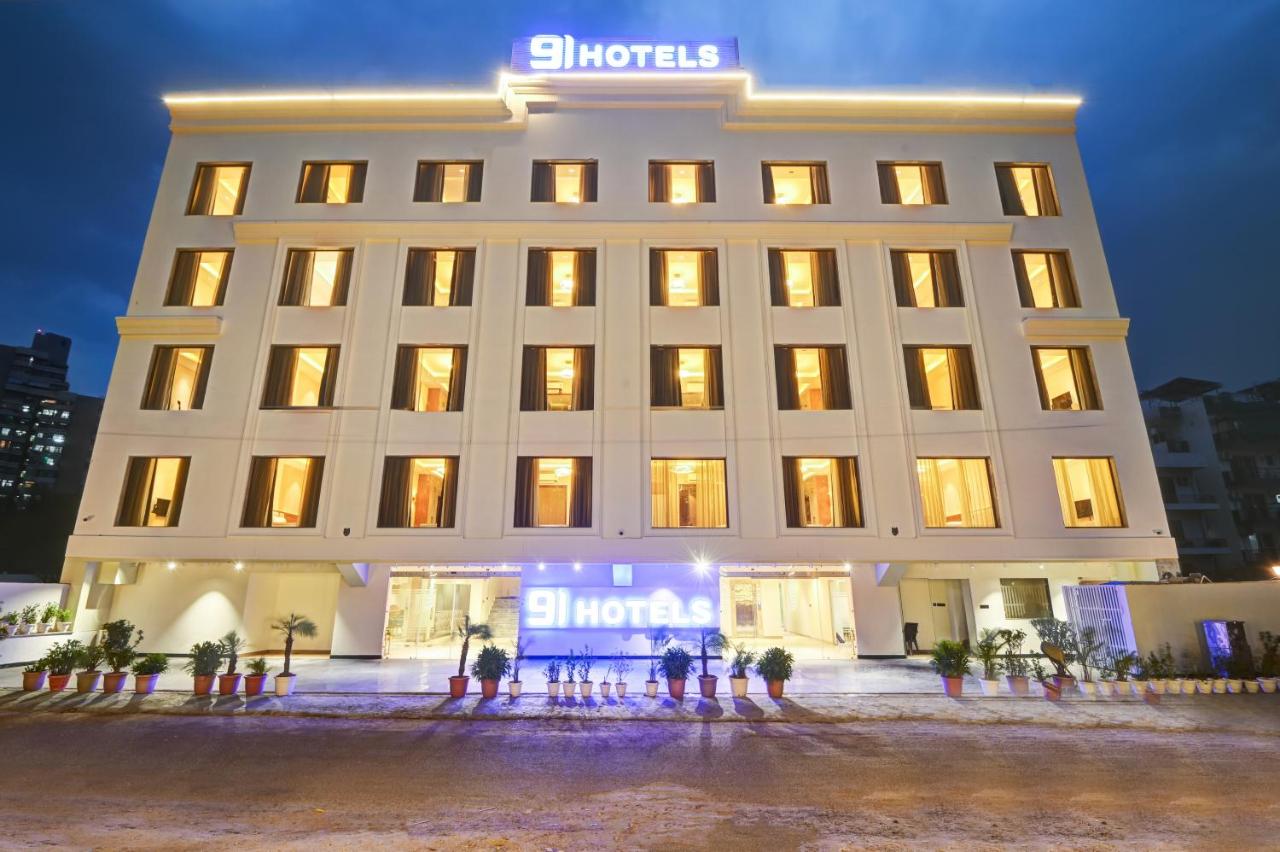 Hotel 91 City Centre Sector 52
