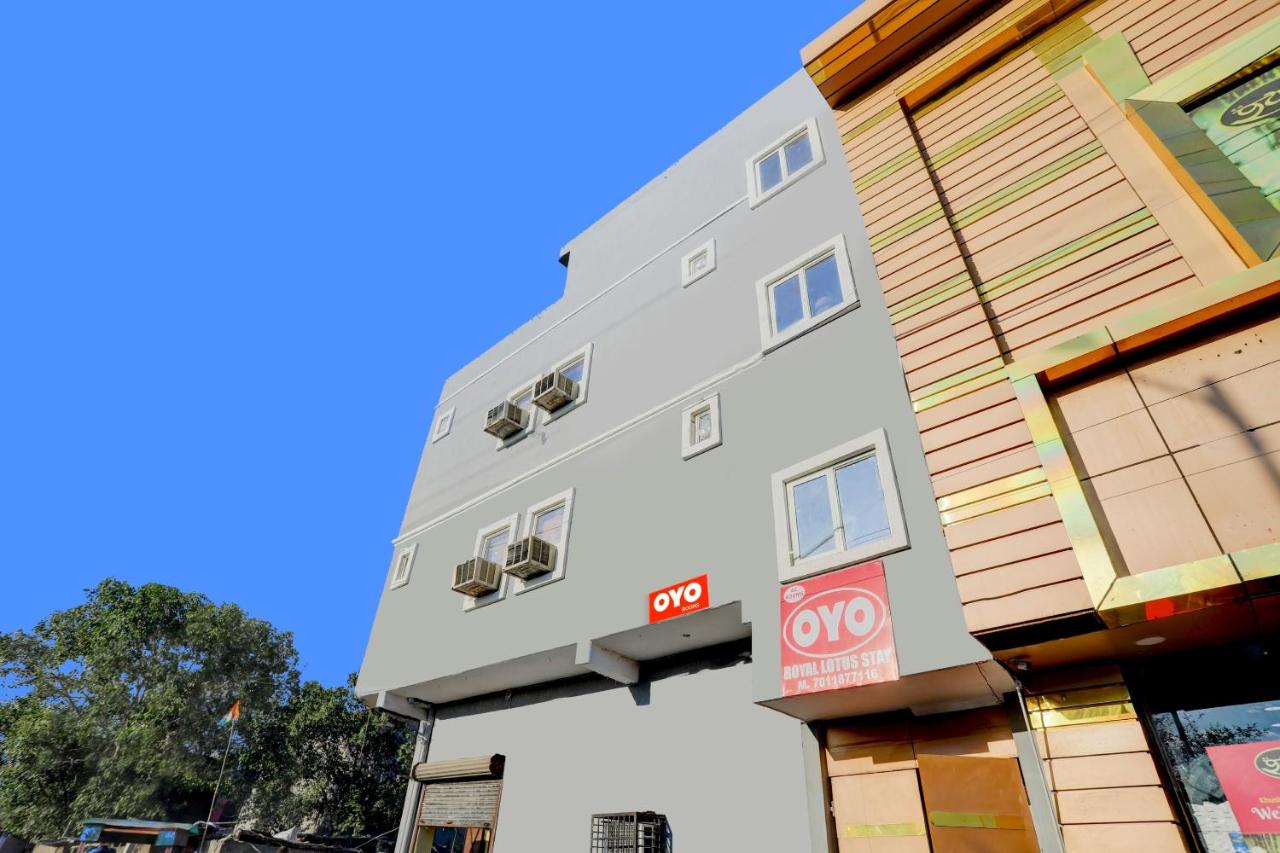 OYO Flagship 700193 Royal Lotus Stay