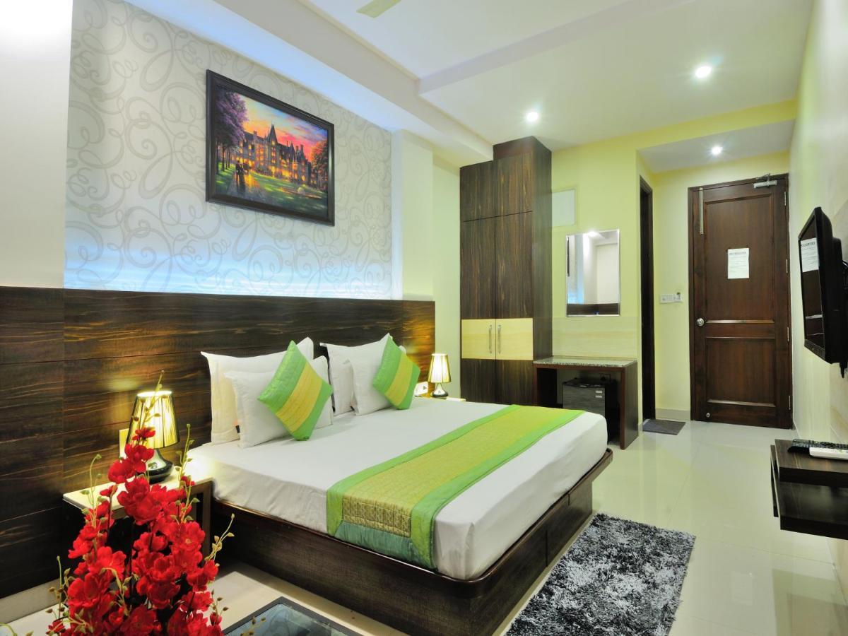 Hotel Sky Rich International Karol Bagh