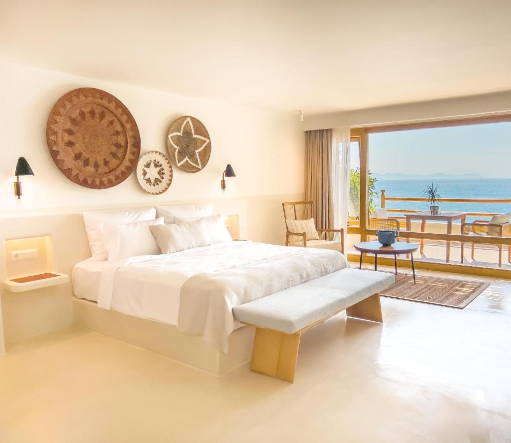 Perios Beach House - Adults Only