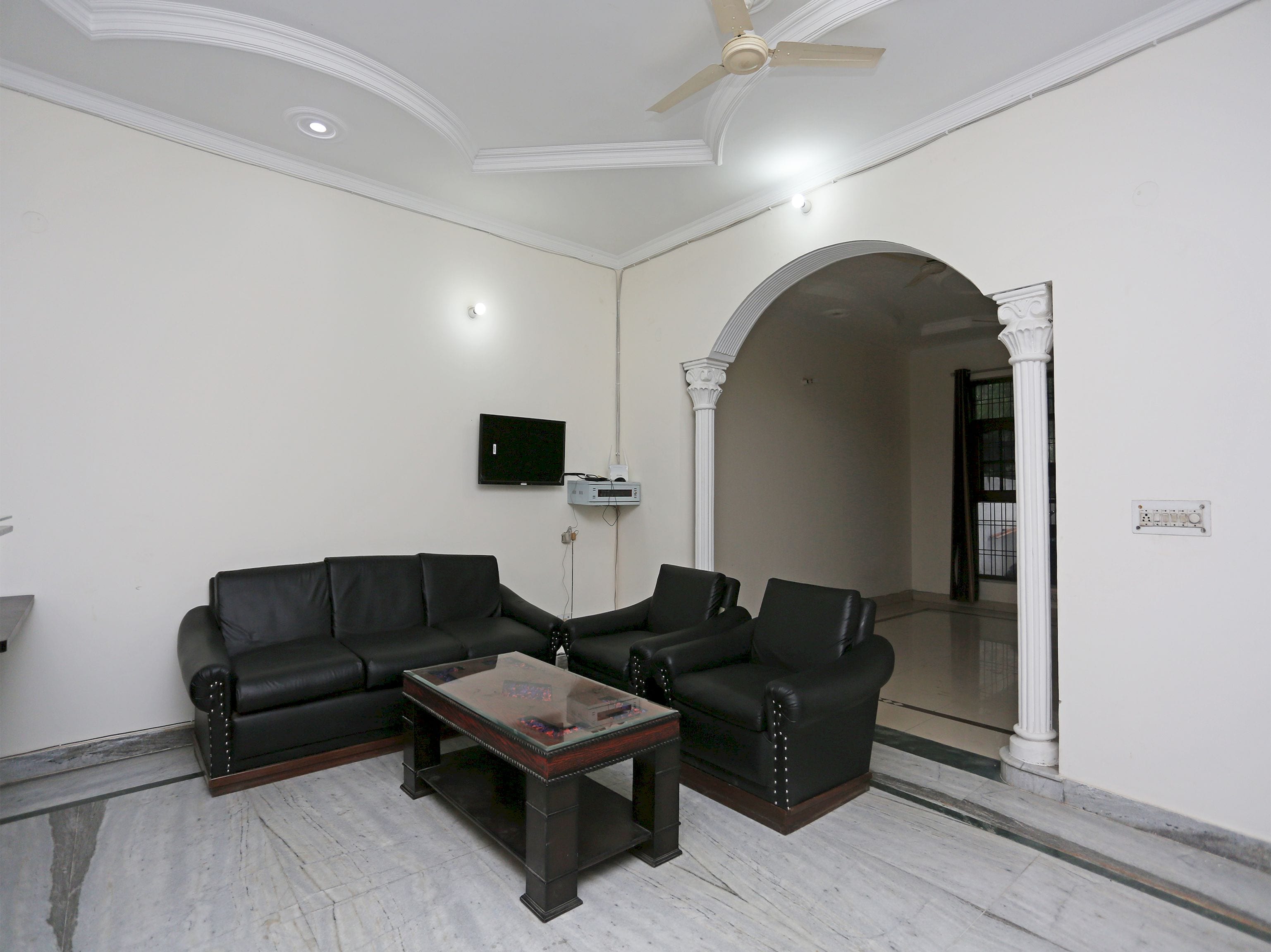 OYO 16783 Highway Residency