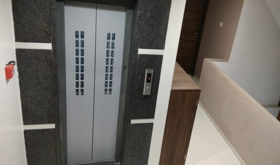 Hotel Rajlaxmi Grand