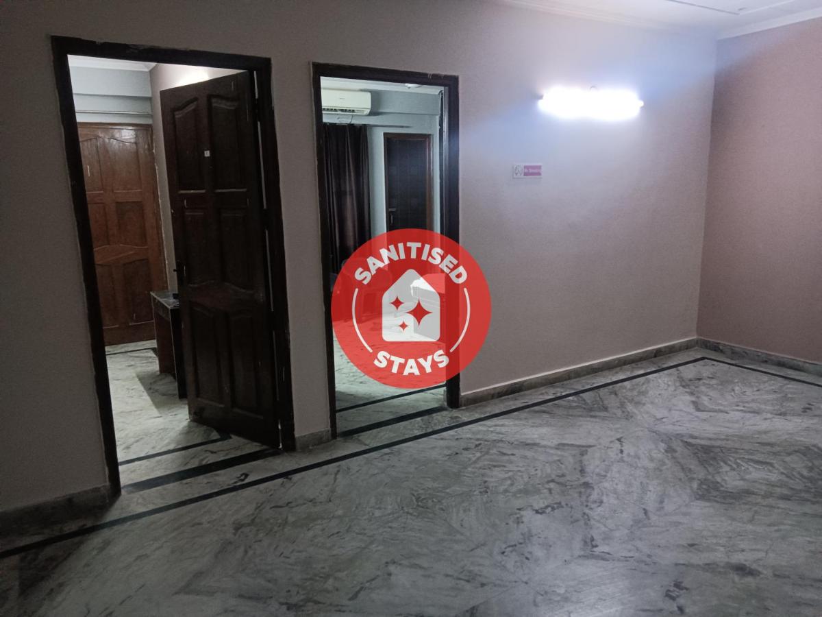 OYO 88500 Hotel Garvit Residency