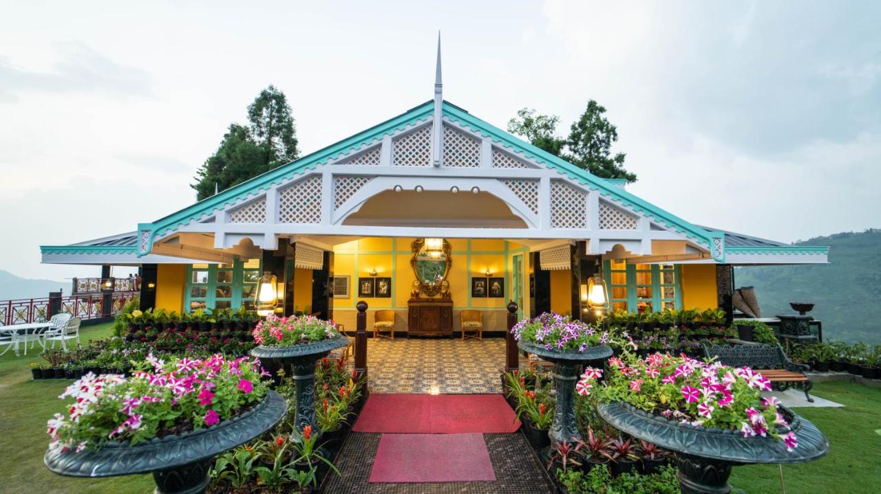 Mayfair Manor - Jungpana