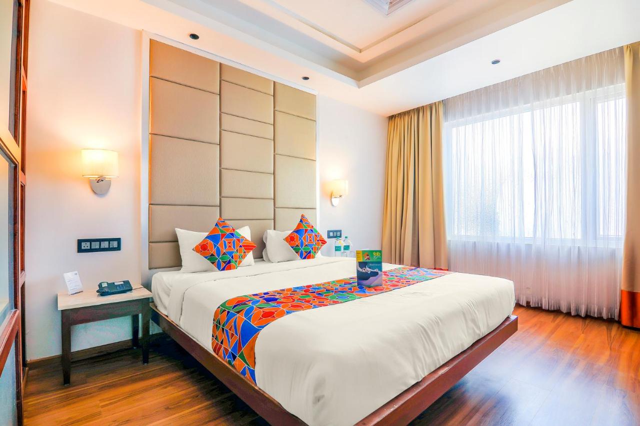 FabHotel Krishna Boutique Marathahalli - Fully Vaccinated Staff