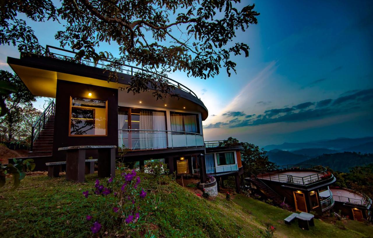 Haze and Kites Resort, Munnar