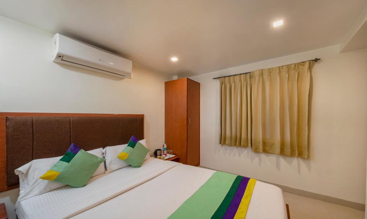 Treebo Sam Residency