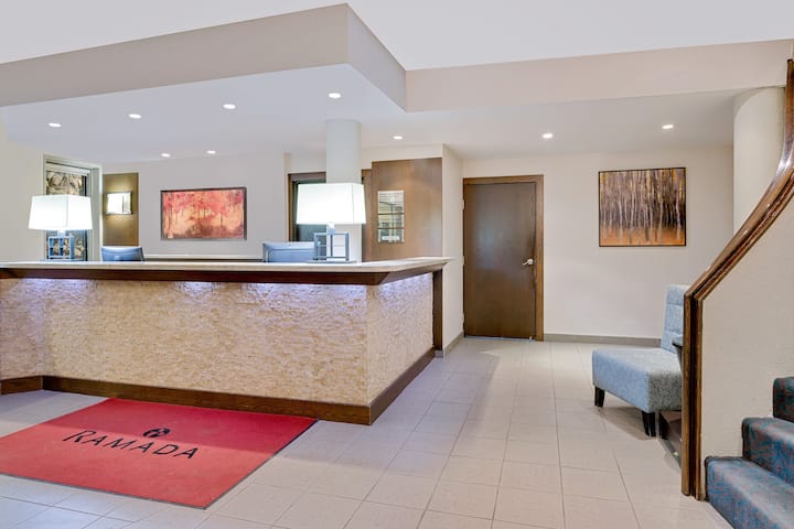 Ramada by Wyndham Kamloops