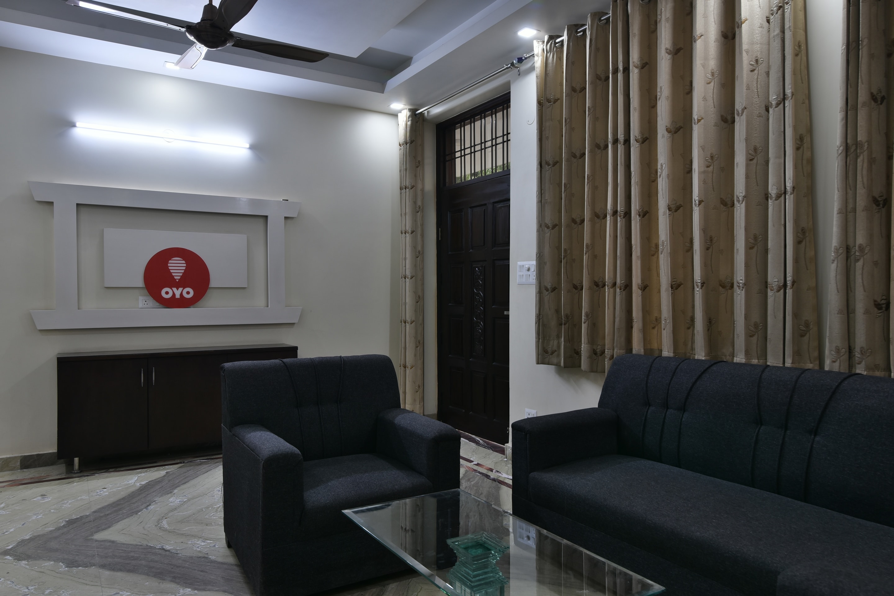 OYO 23628 Greno House