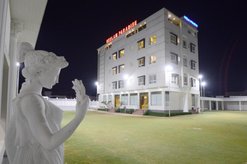 Hotel Neelam Paradise