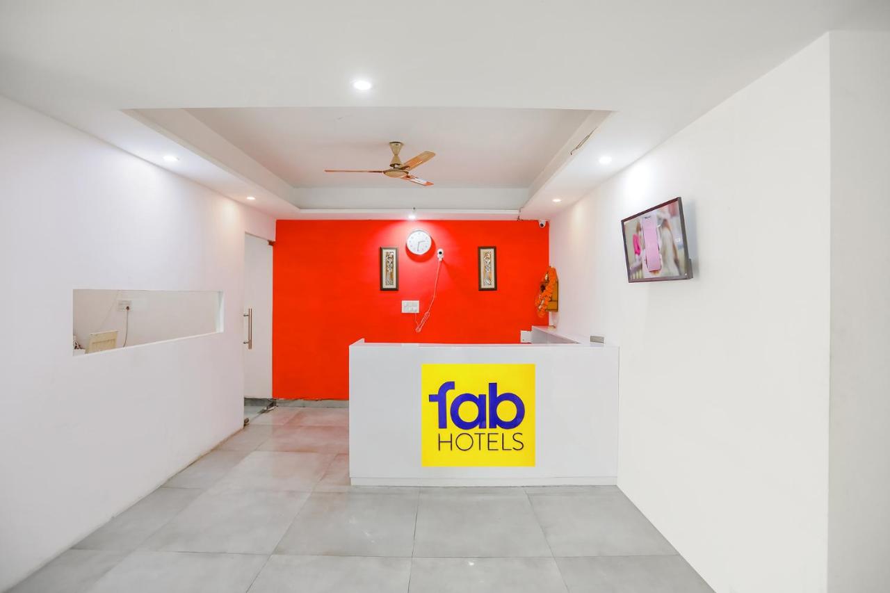 FabHotel F9 Sector 19