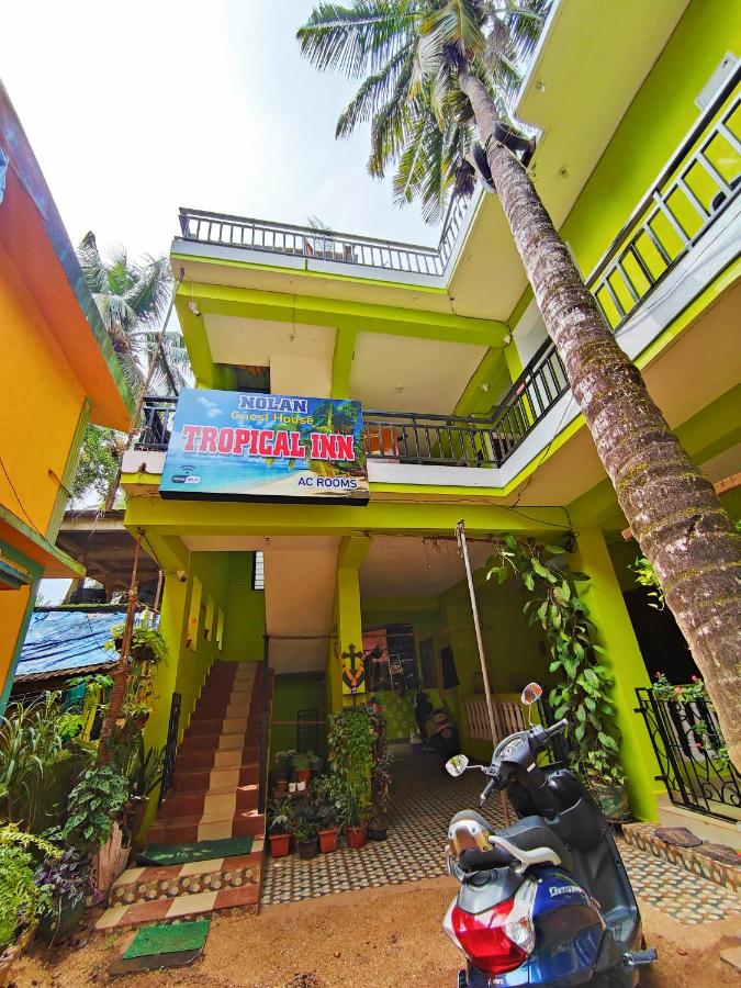 Tropical Inn