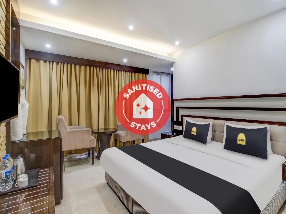 Townhouse OAK Hotel Mannat Goa