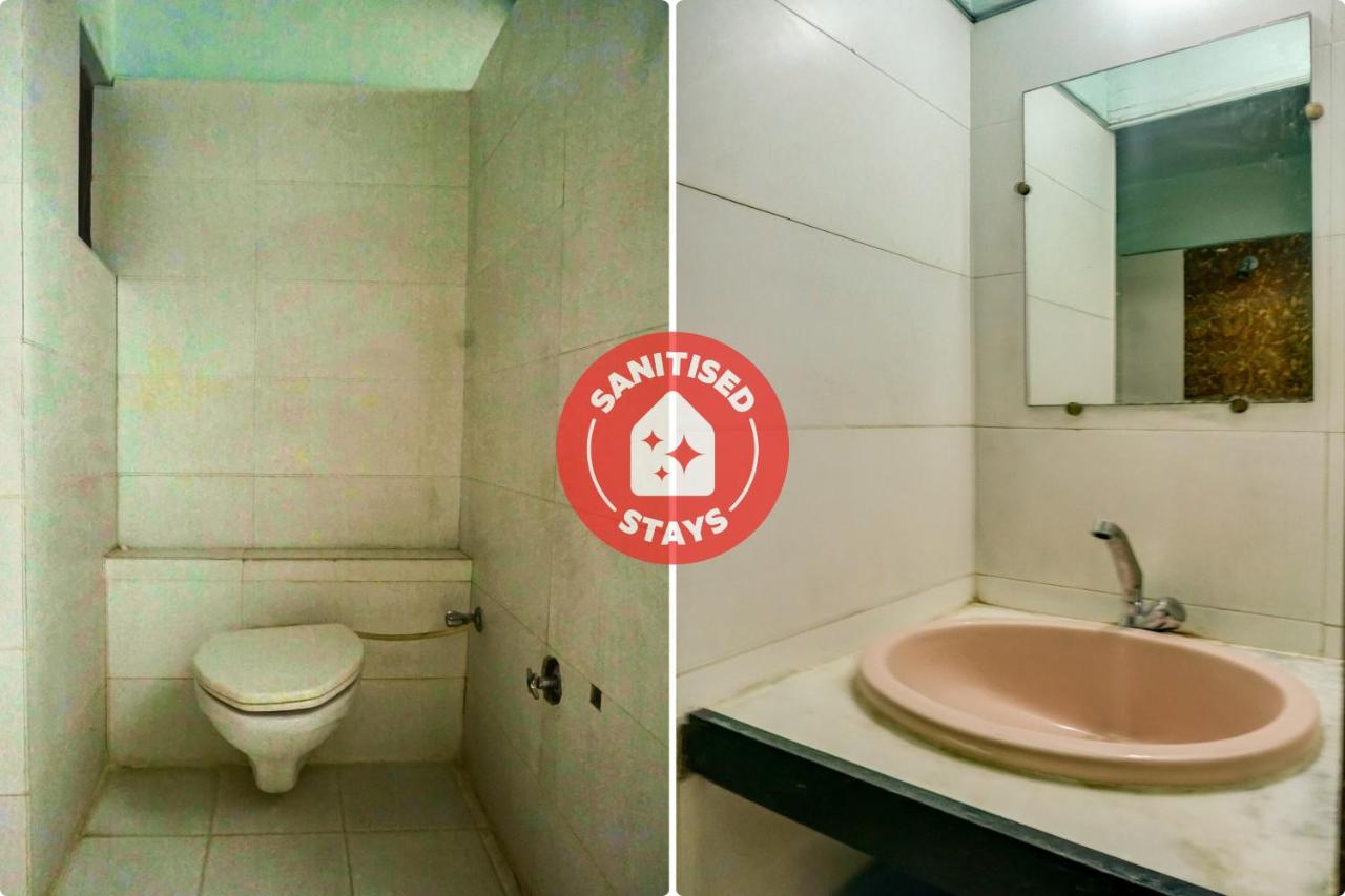 OYO 30503 Hotel Skylark