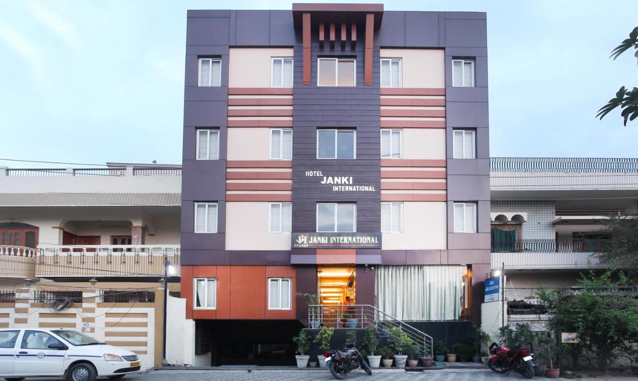 Hotel Janki International