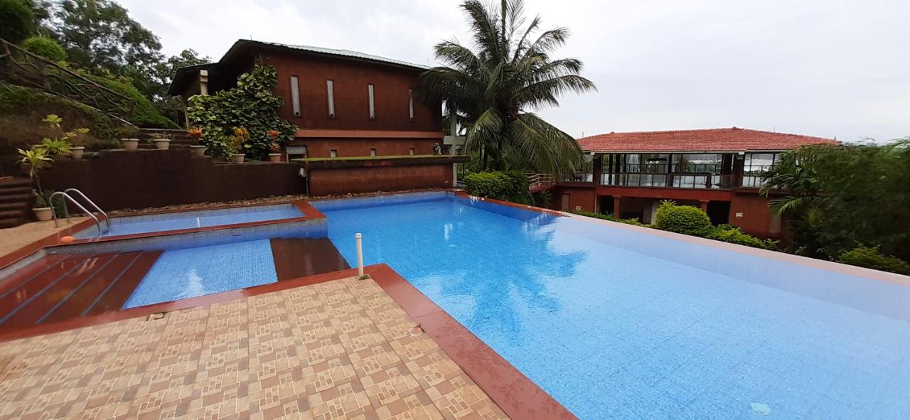 Kudle Beach View Resort And Spa Gokarna