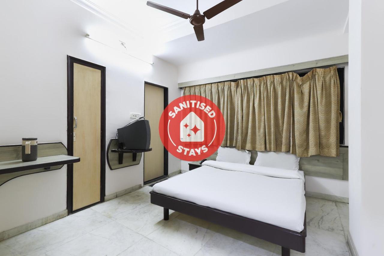 SPOT ON 45149 Hotel Geeta