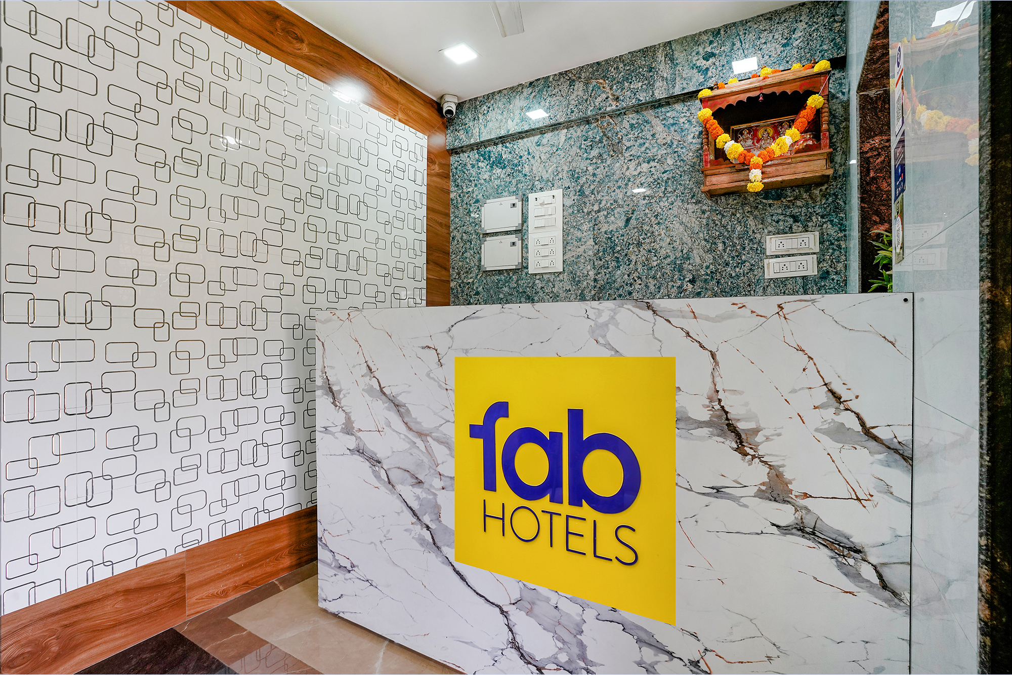 FabExpress White Gold