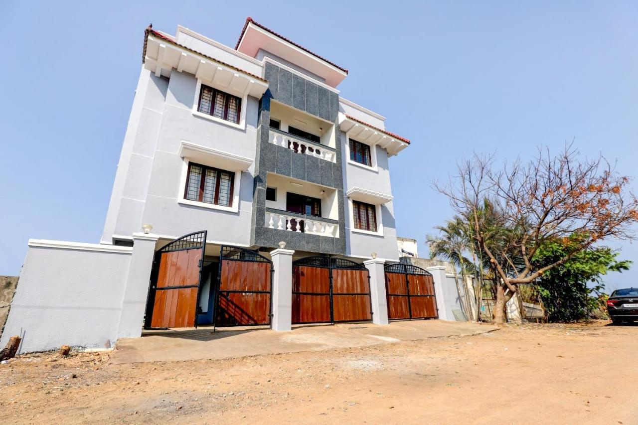 OYO Home 78561 Fantasea Uthandi