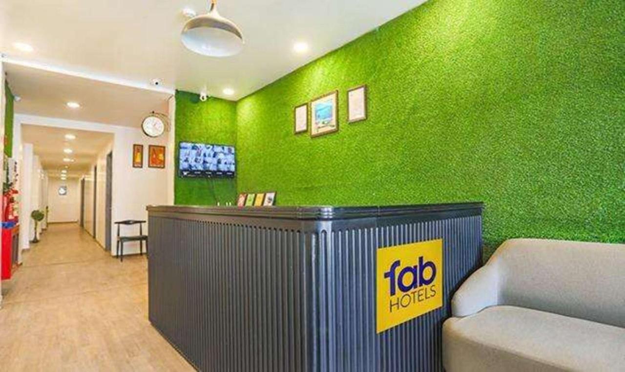 FabExpress F9 Britannia Chowk