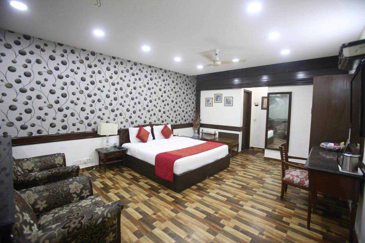 Hotel Amar Inn- Lajpat Nagar Central Market