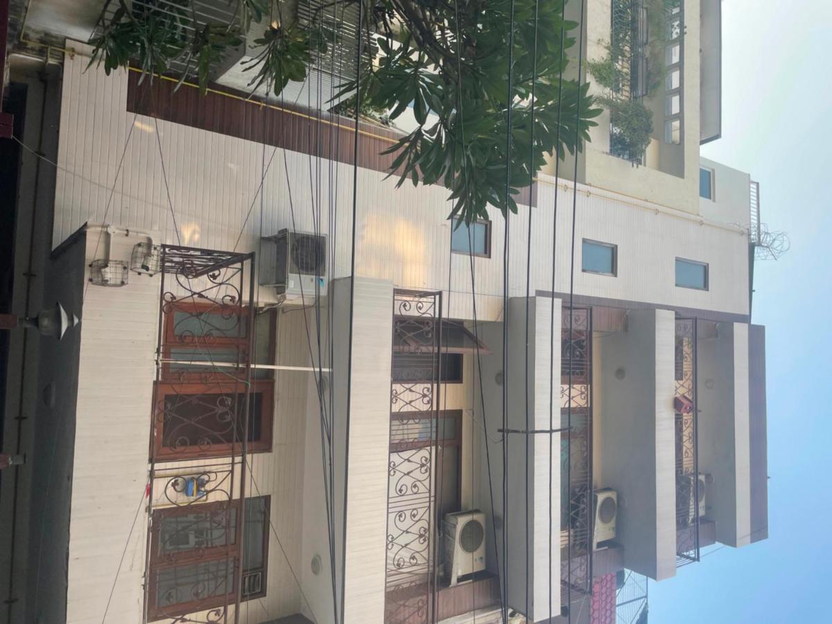 OYO Flagship 804553 Tia Bros Al Sheen Stay