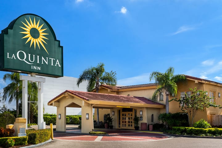 La Quinta Inn Tampa Airport Stadium Westshore