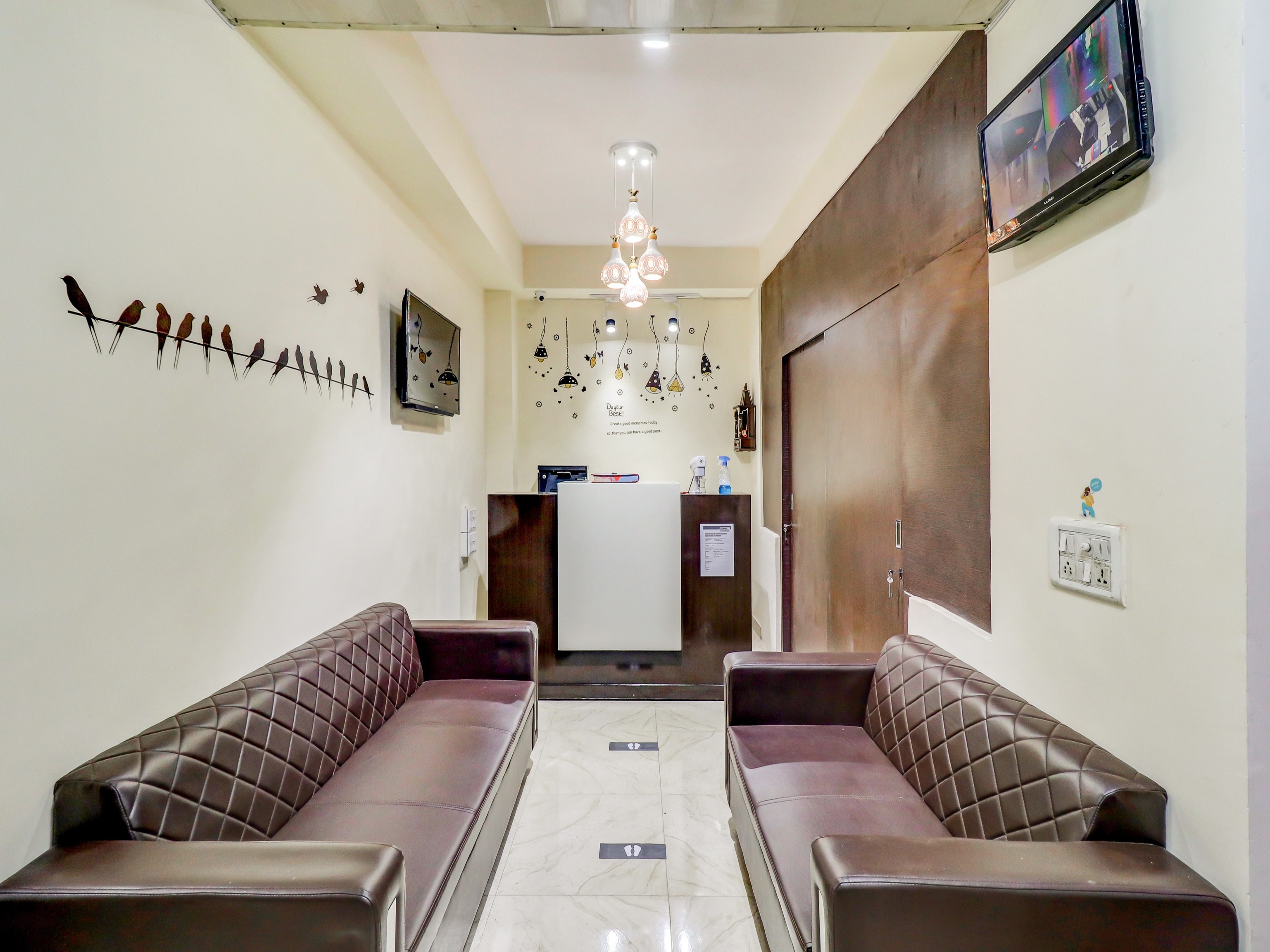 OYO Flagship 76903 RS Hotels