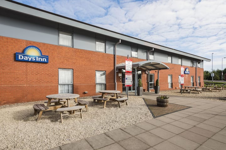 Days Inn by Wyndham Telford Ironbridge M54