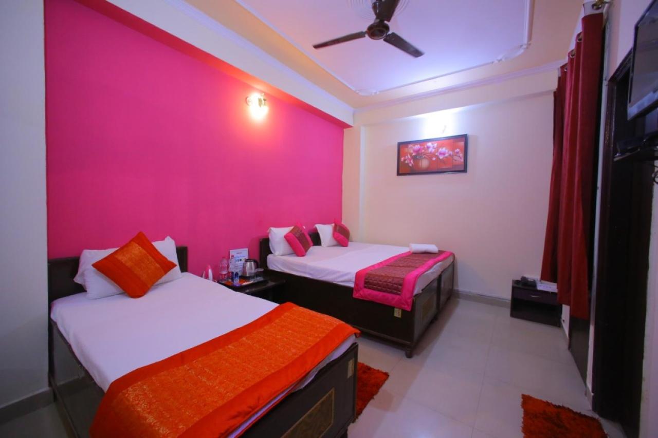 OYO 86182 Airport Air Fort