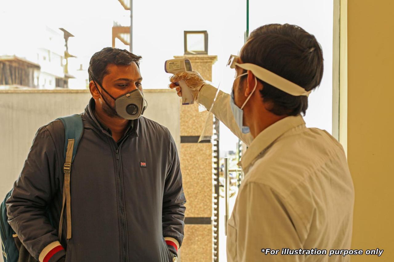 OYO Flagship 703060 Royal Residency