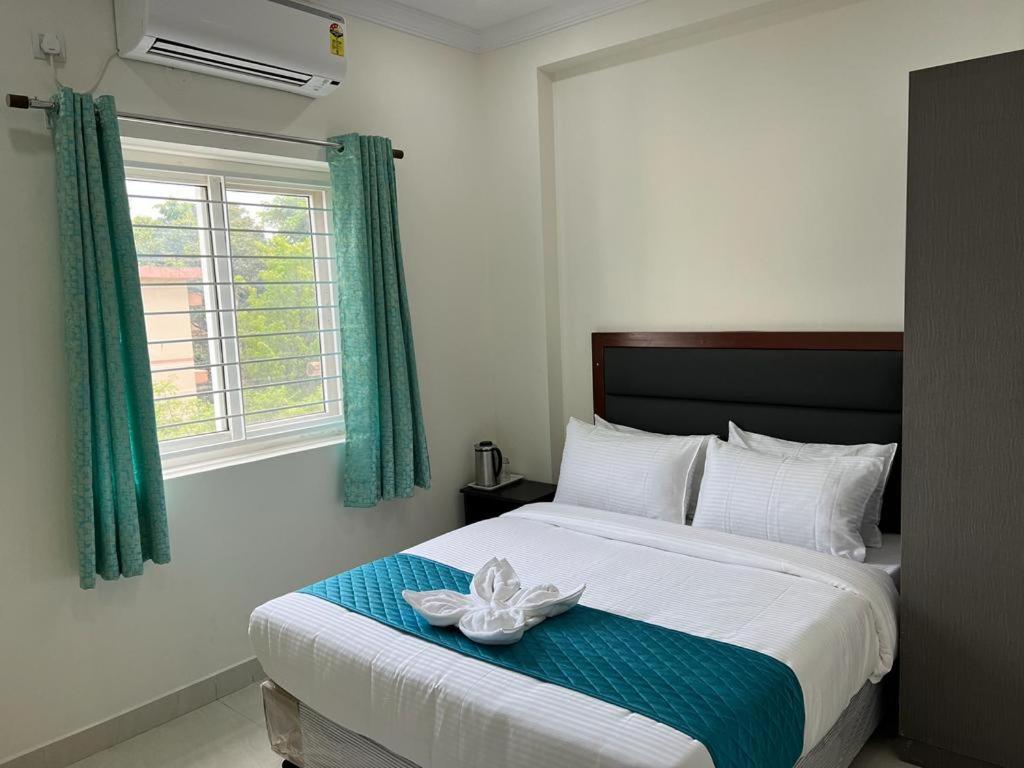 Residence Retreat Service Apartments