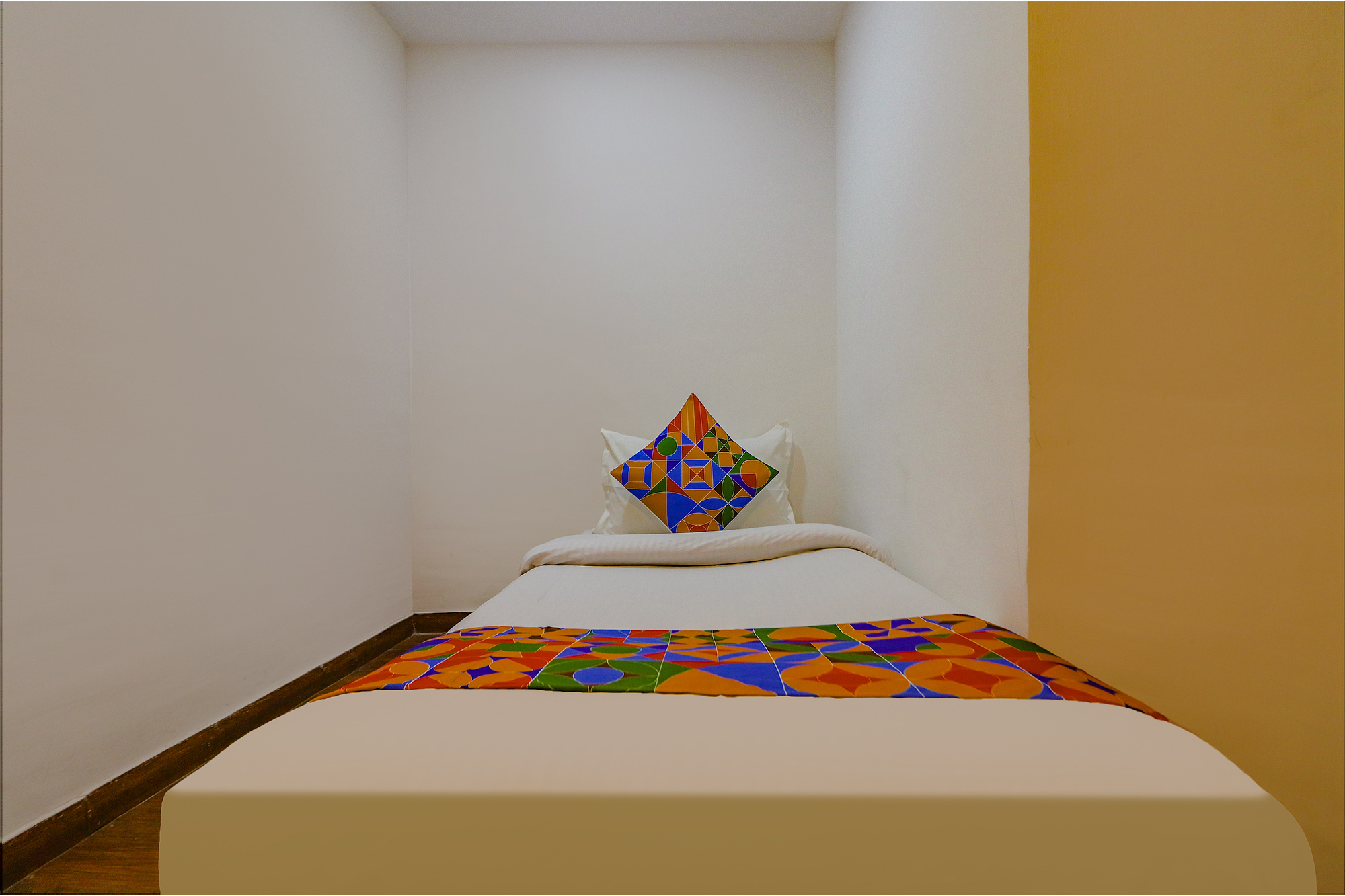 FabHotel F9 Mall Road