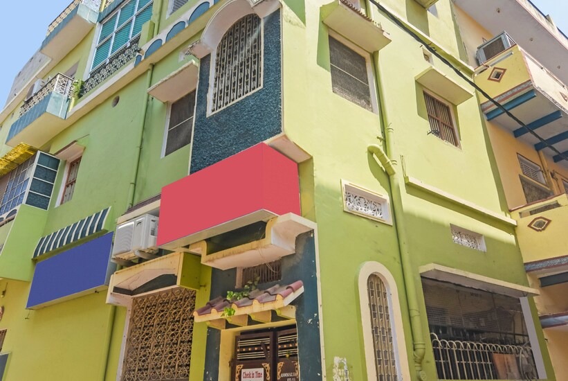 Kesher Paying Guest House 