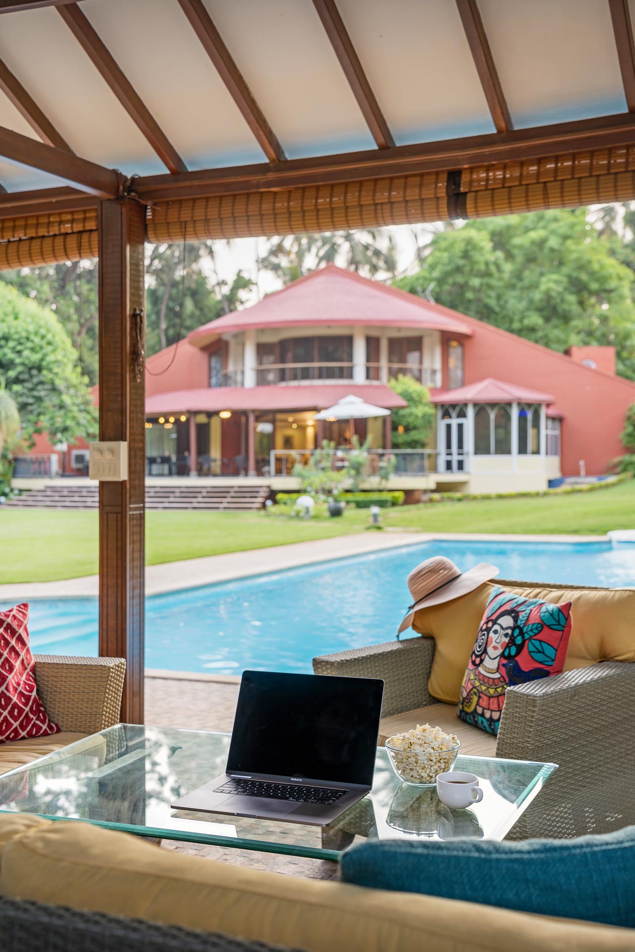 LohonoStays Villa Lani