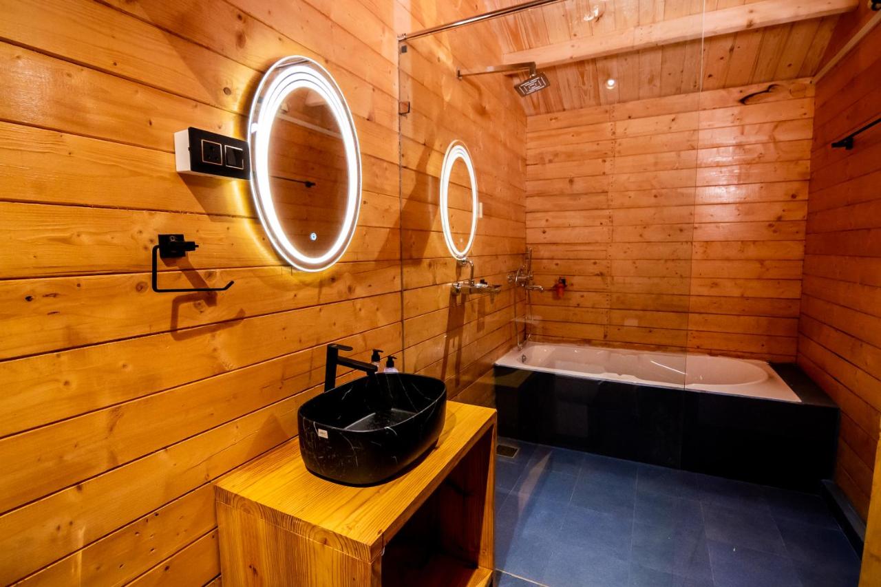 Tranquill Riverside Luxury Cottages