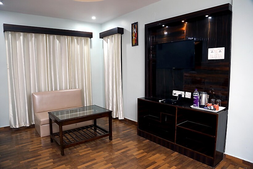 Prince Lakeview Mussoorie