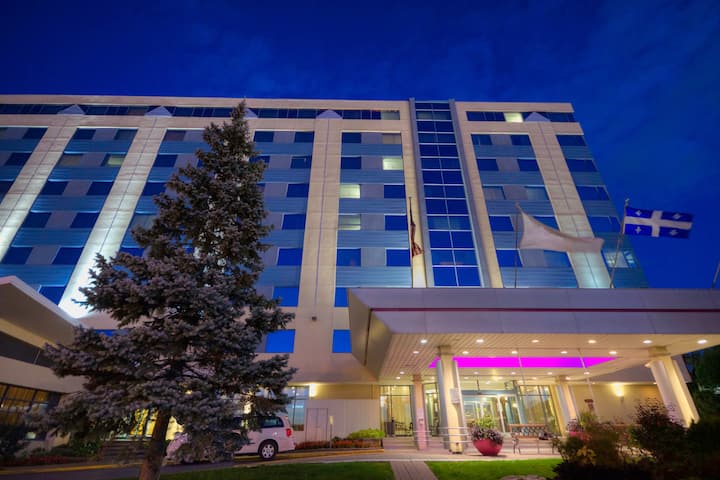 Armon Plaza Montreal Airpt, Trademark Collection by Wyndham