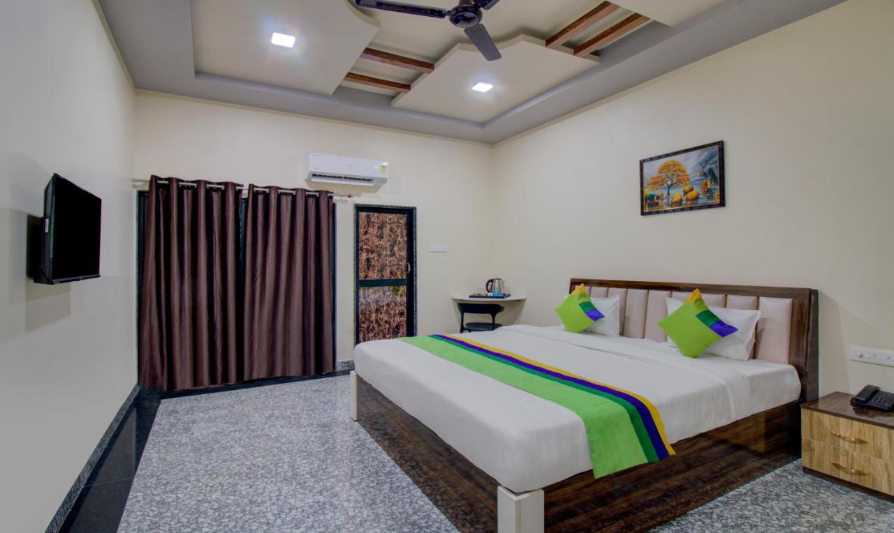 Treebo Royal, Chandrapur