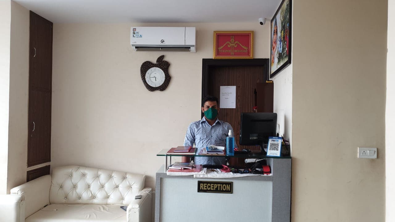 Flagship 60961 Hotel Blue Diamond